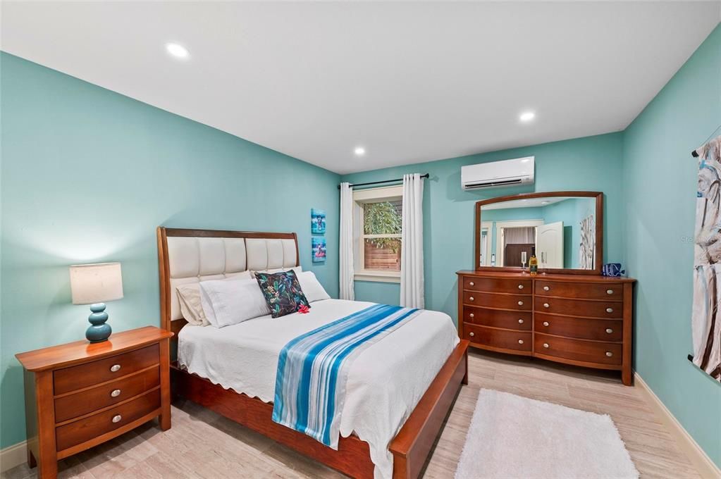 En Venta: $1,500,000 (6 camas, 4 baños, 3492 Pies cuadrados)