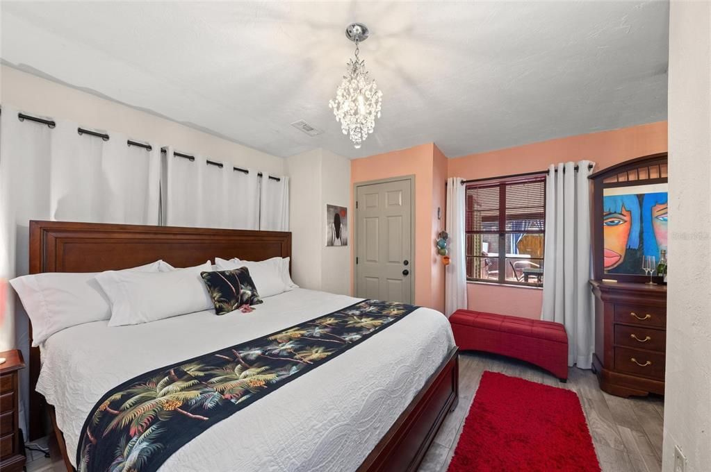 En Venta: $1,500,000 (6 camas, 4 baños, 3492 Pies cuadrados)