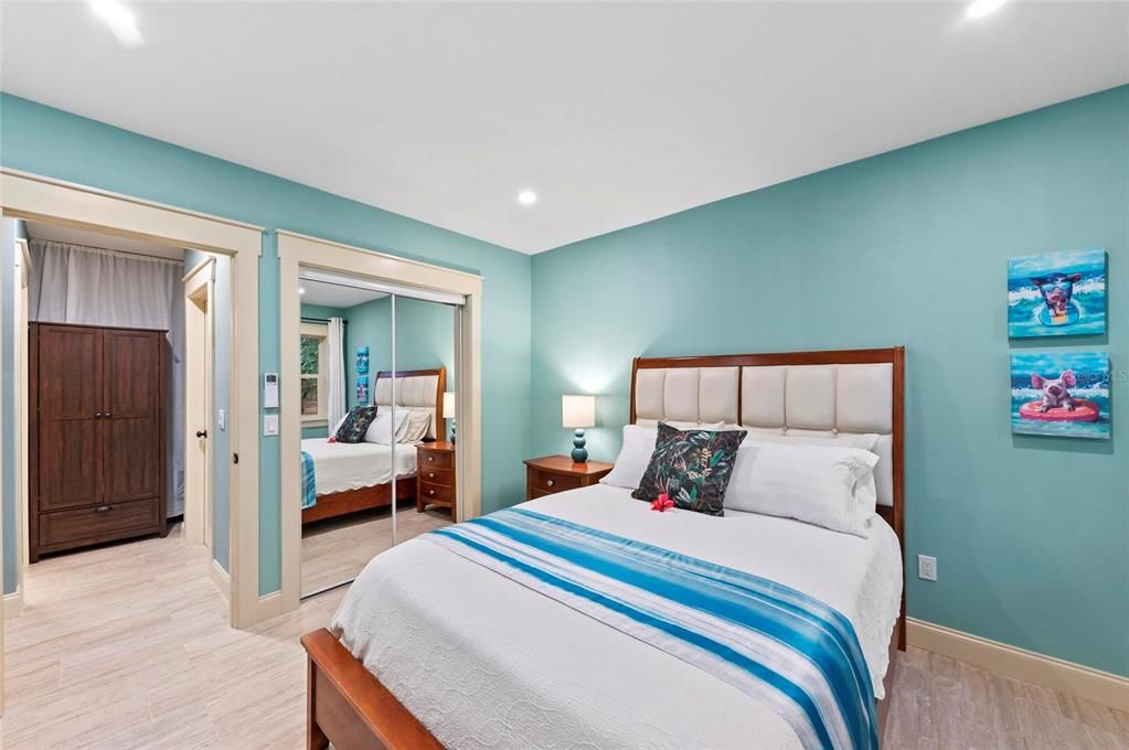 En Venta: $1,500,000 (6 camas, 4 baños, 3492 Pies cuadrados)