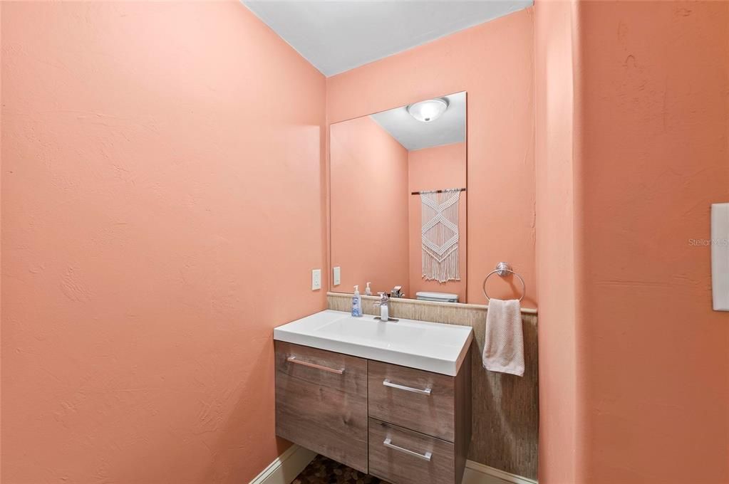 En Venta: $1,500,000 (6 camas, 4 baños, 3492 Pies cuadrados)