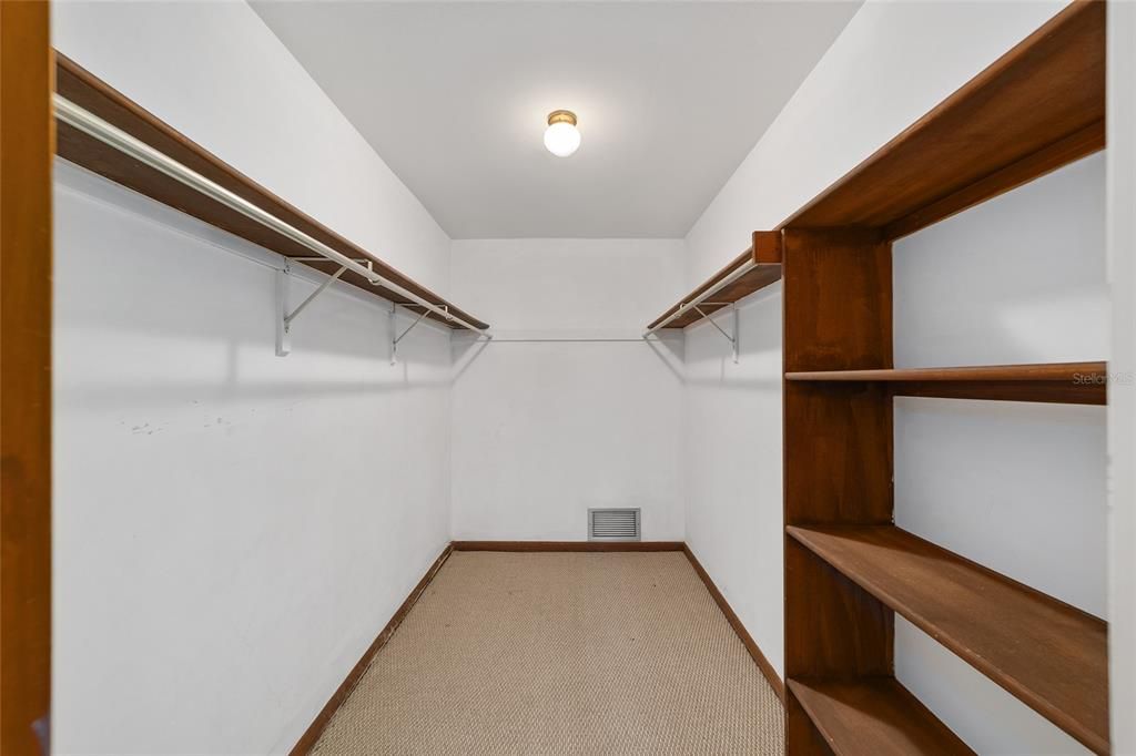 На продажу: $550,000 (3 спален, 2 ванн, 1865 Квадратных фут)