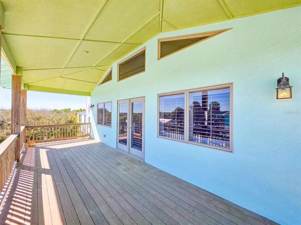 На продажу: $1,350,000 (2 спален, 1 ванн, 3080 Квадратных фут)