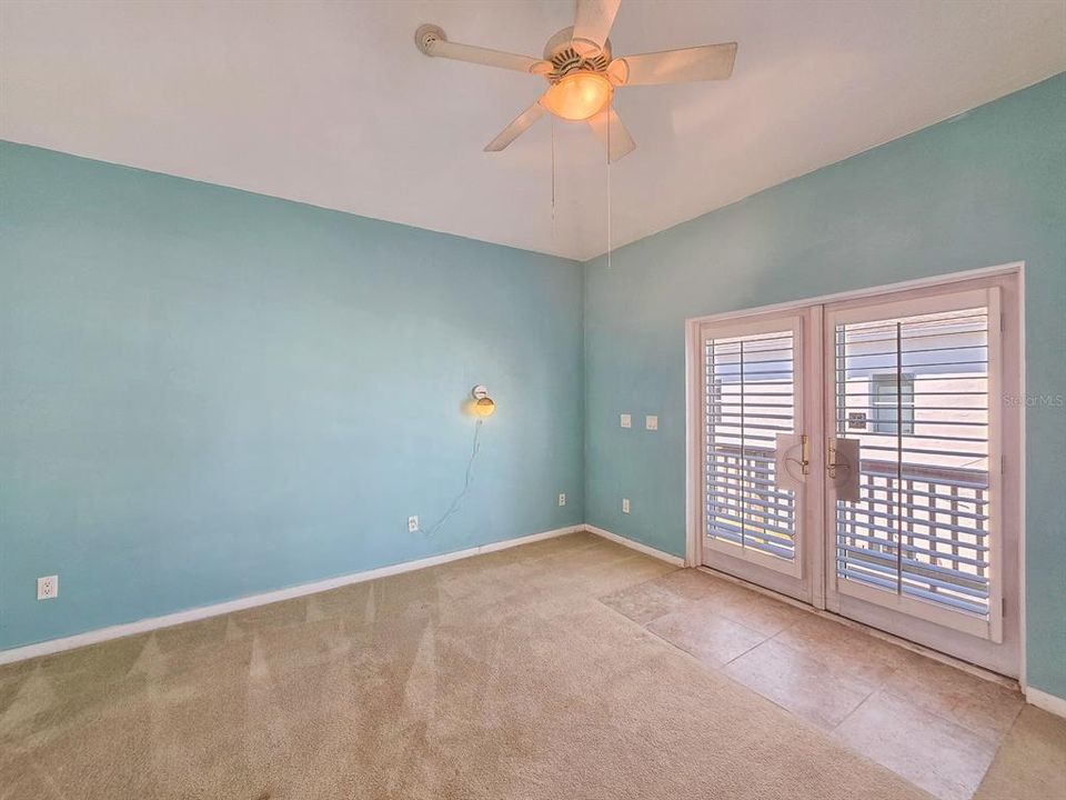 На продажу: $1,350,000 (2 спален, 1 ванн, 3080 Квадратных фут)