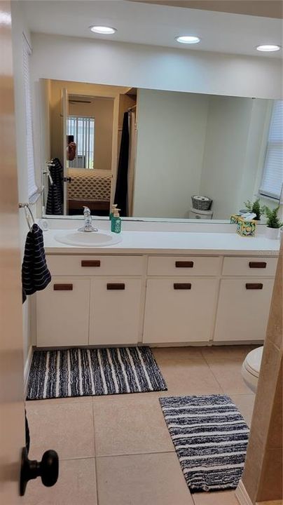 For Rent: $4,000 (3 beds, 2 baths, 1765 Square Feet)