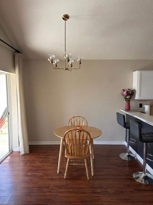 For Rent: $2,700 (3 beds, 2 baths, 1792 Square Feet)
