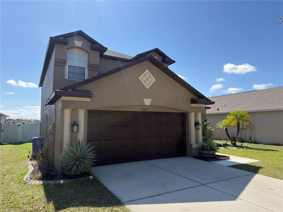 For Rent: $2,700 (3 beds, 2 baths, 1792 Square Feet)