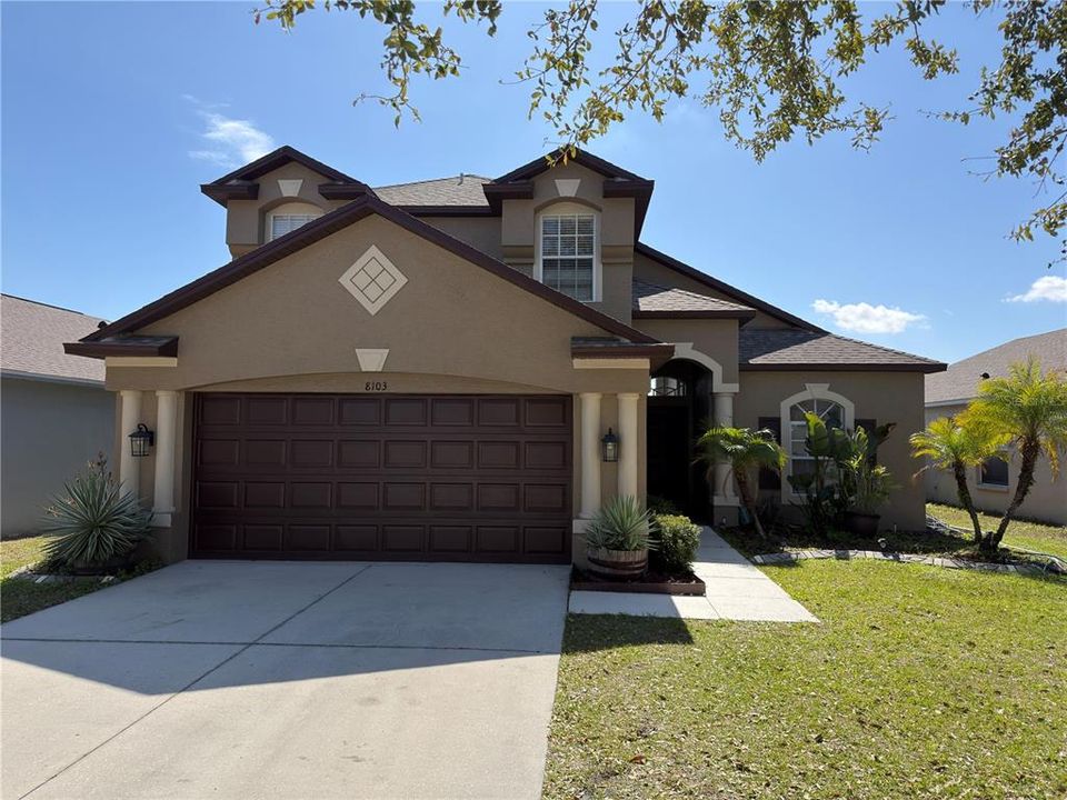 For Rent: $2,700 (3 beds, 2 baths, 1792 Square Feet)