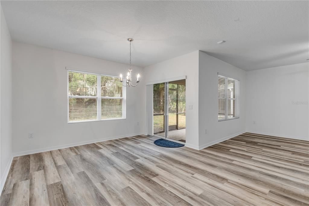 For Sale: $335,000 (3 beds, 2 baths, 1695 Square Feet)