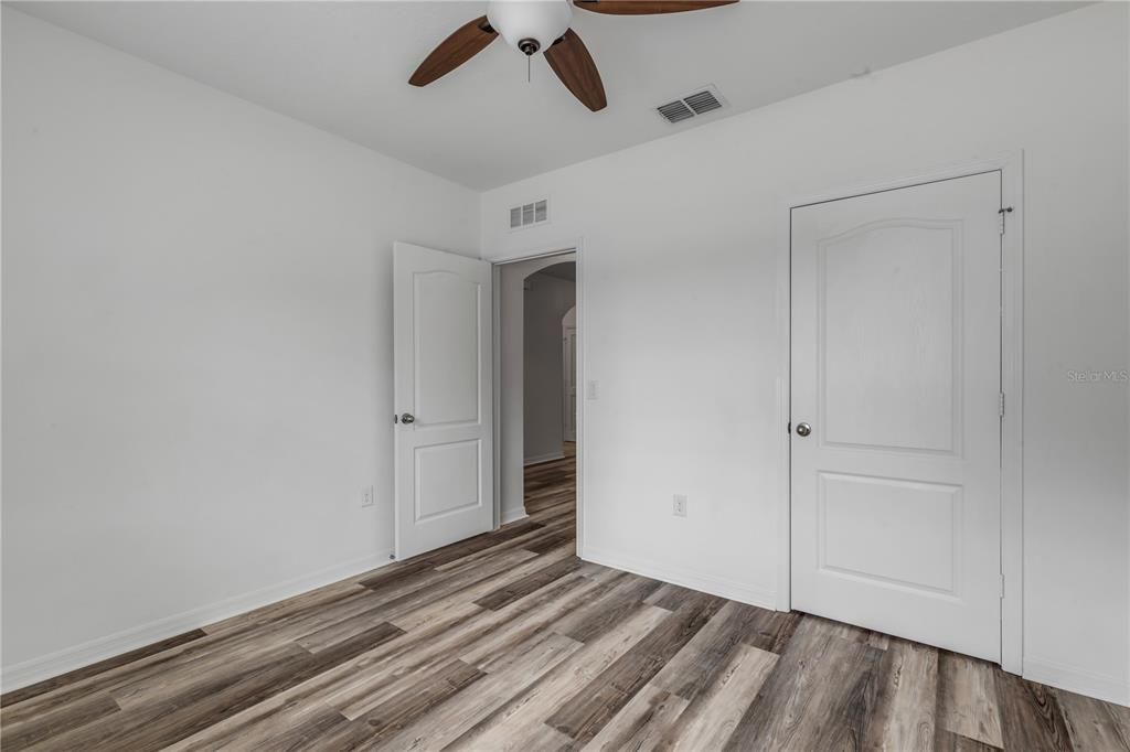 For Sale: $335,000 (3 beds, 2 baths, 1695 Square Feet)