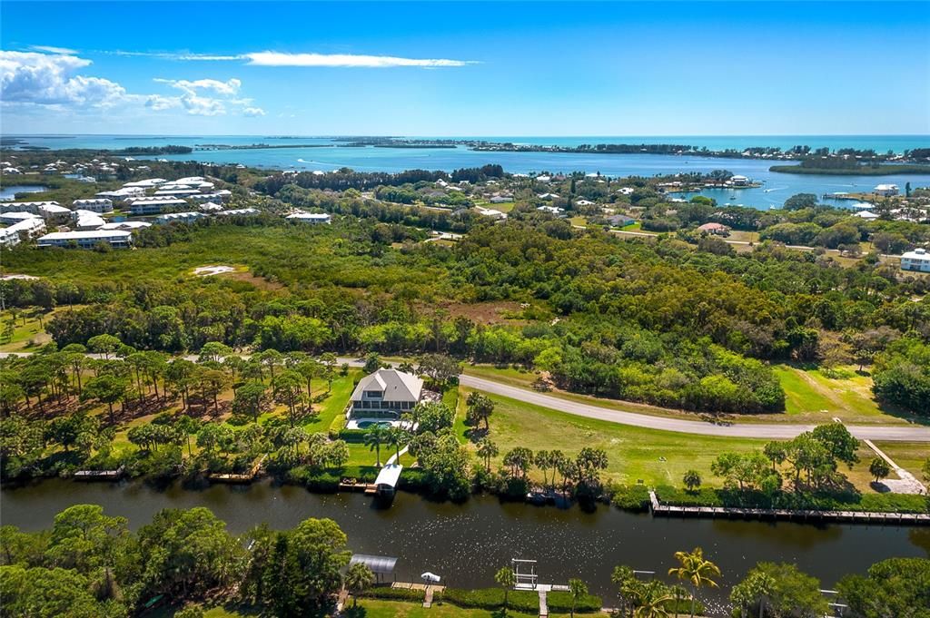 待售: $234,900 (0.33 acres)