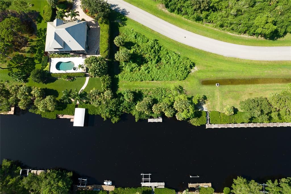 待售: $234,900 (0.33 acres)