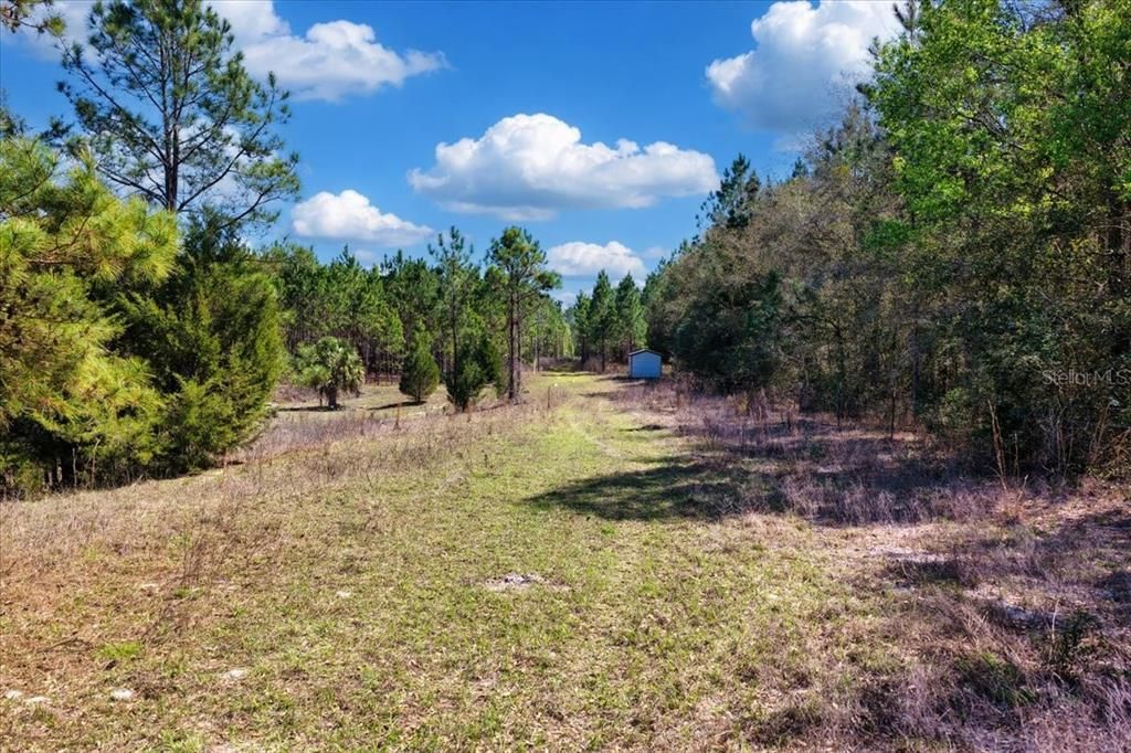 На продажу: $288,800 (14.44 acres)