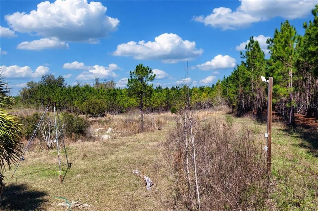 На продажу: $288,800 (14.44 acres)