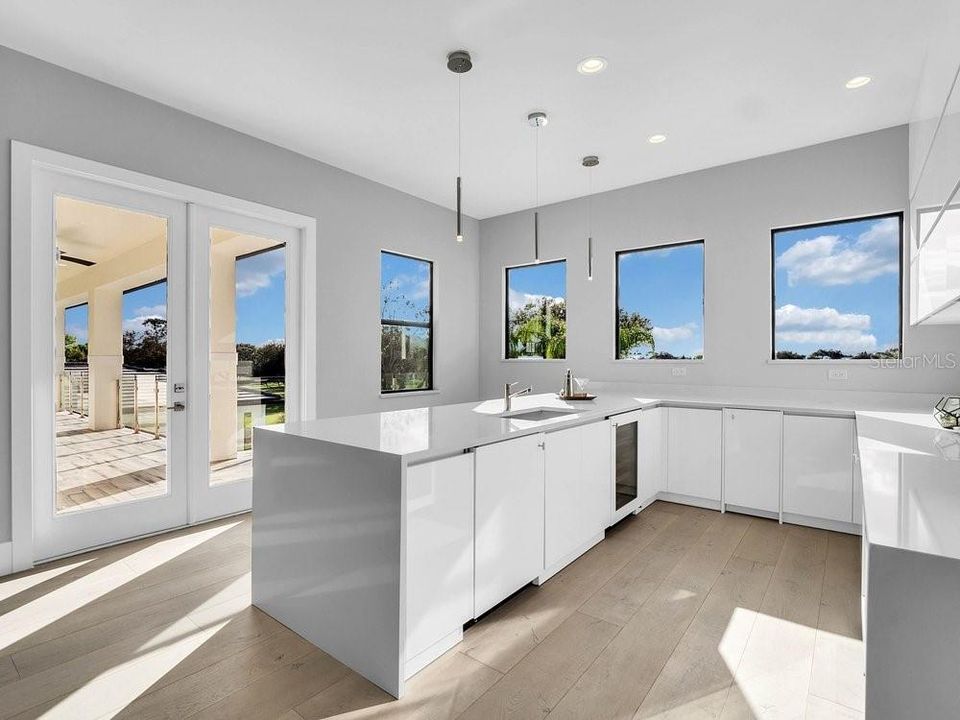 En Venta: $5,000,000 (6 camas, 6 baños, 6643 Pies cuadrados)