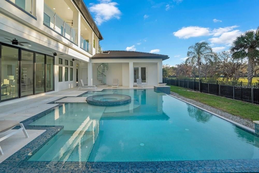 En Venta: $5,000,000 (6 camas, 6 baños, 6643 Pies cuadrados)