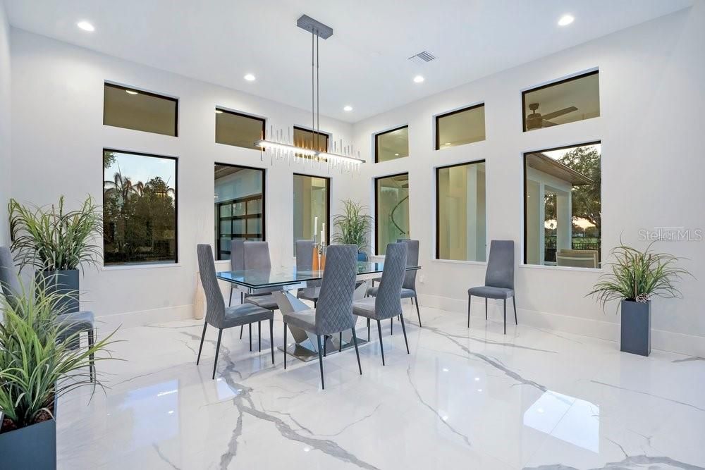 En Venta: $5,000,000 (6 camas, 6 baños, 6643 Pies cuadrados)