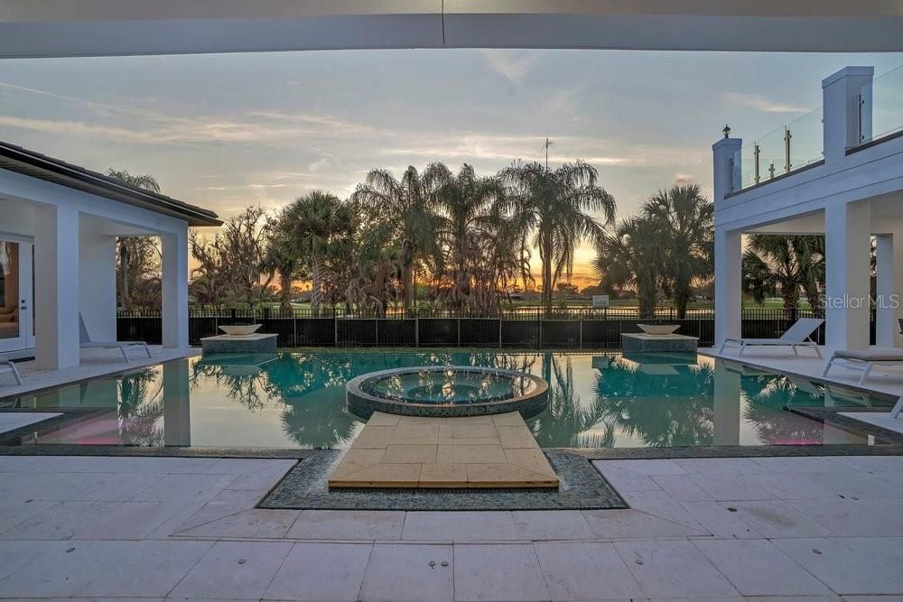 En Venta: $5,000,000 (6 camas, 6 baños, 6643 Pies cuadrados)