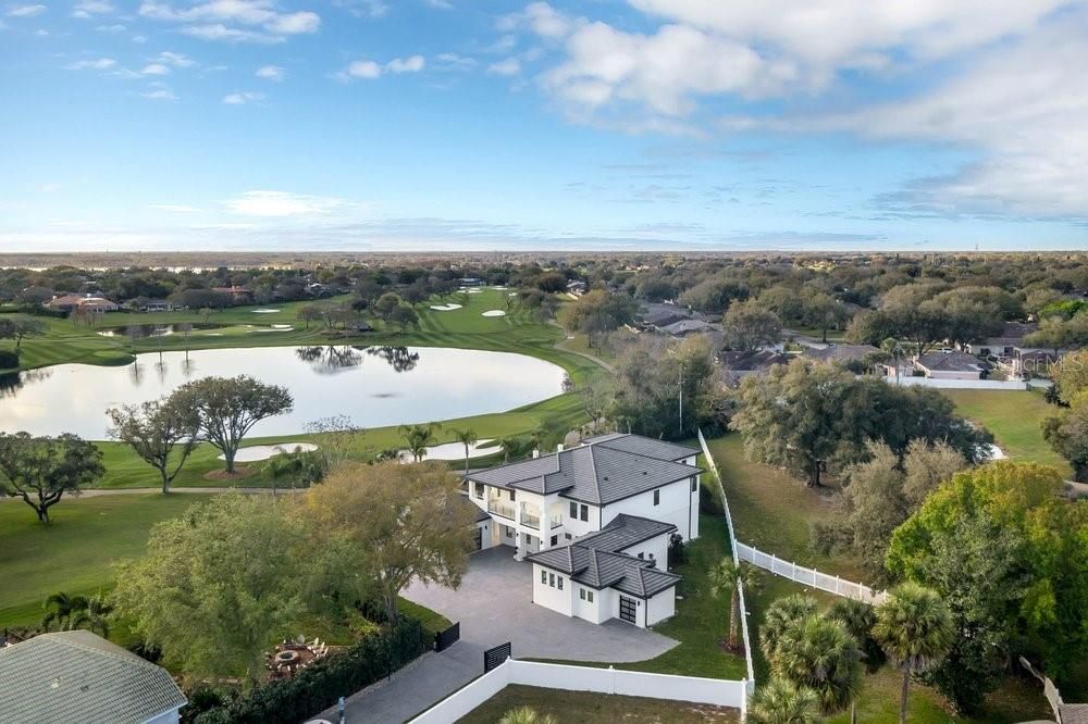 En Venta: $5,000,000 (6 camas, 6 baños, 6643 Pies cuadrados)
