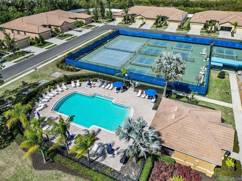 Activo con contrato: $265,000 (2 camas, 2 baños, 1461 Pies cuadrados)