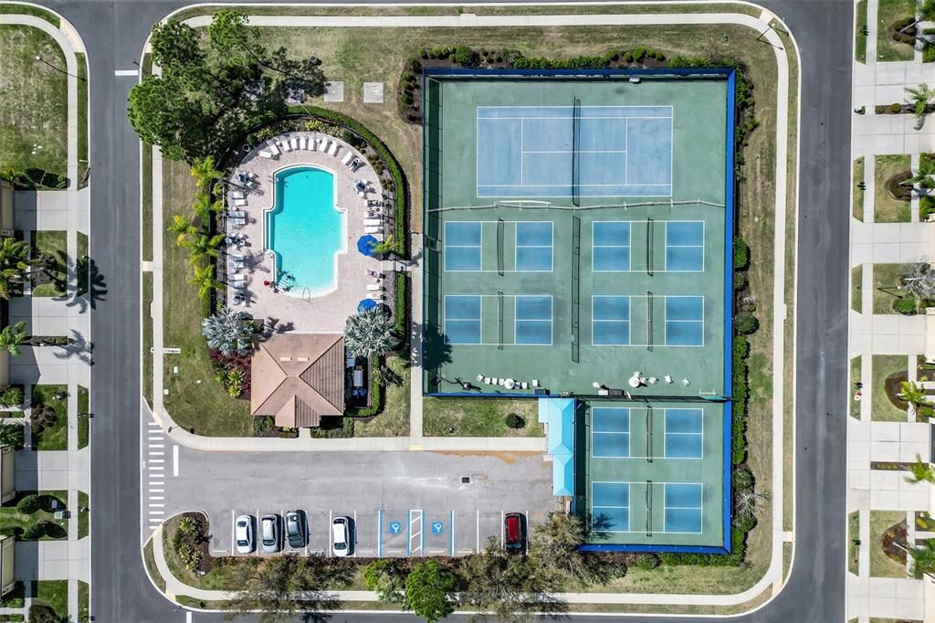 Activo con contrato: $265,000 (2 camas, 2 baños, 1461 Pies cuadrados)