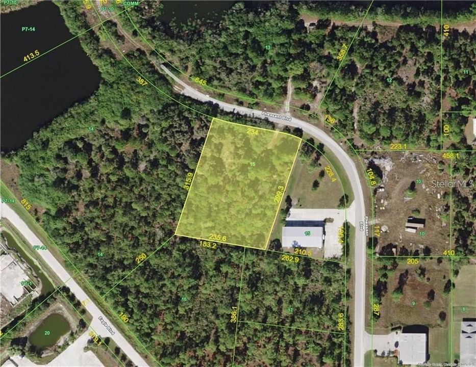 En Venta: $629,000 (1.65 acres)