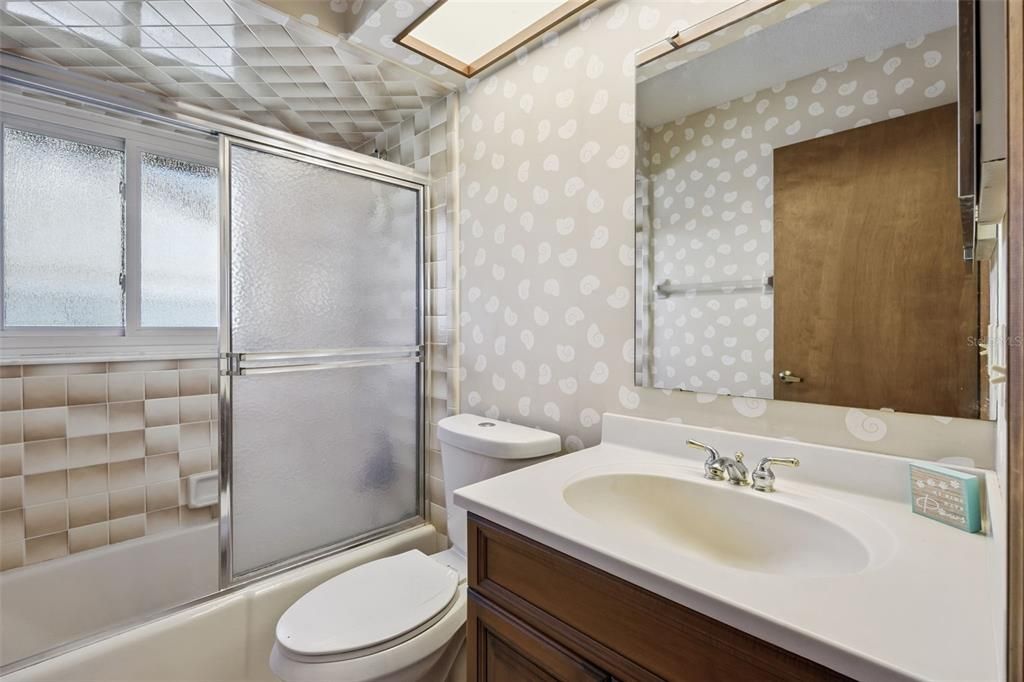 Activo con contrato: $339,900 (3 camas, 2 baños, 2014 Pies cuadrados)