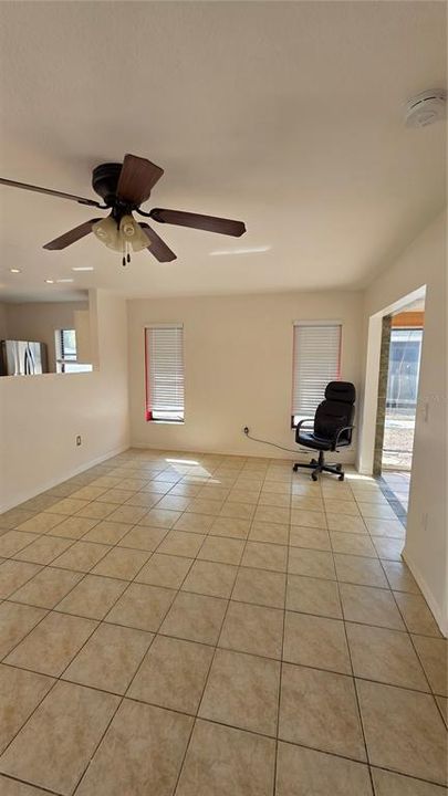 For Sale: $110,000 (2 beds, 2 baths, 1025 Square Feet)