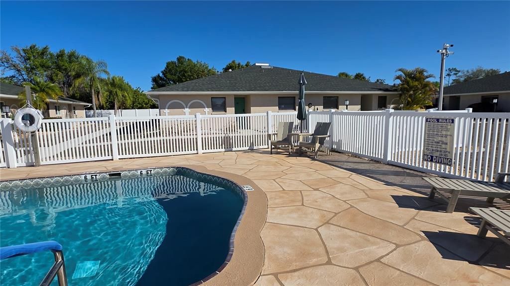 For Sale: $110,000 (2 beds, 2 baths, 1025 Square Feet)