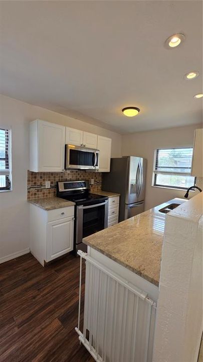 For Sale: $110,000 (2 beds, 2 baths, 1025 Square Feet)