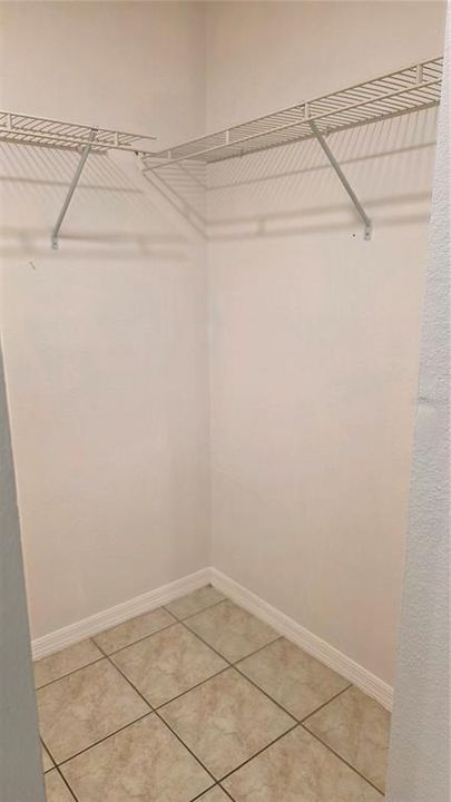 For Sale: $110,000 (2 beds, 2 baths, 1025 Square Feet)