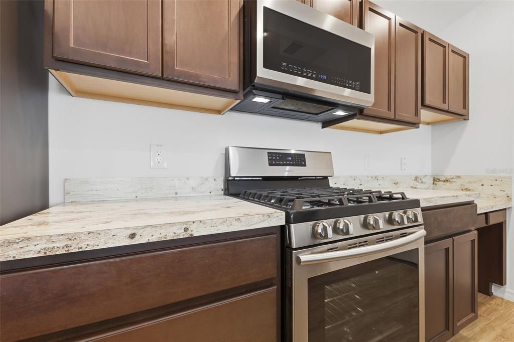 En Venta: $280,000 (2 camas, 2 baños, 1203 Pies cuadrados)