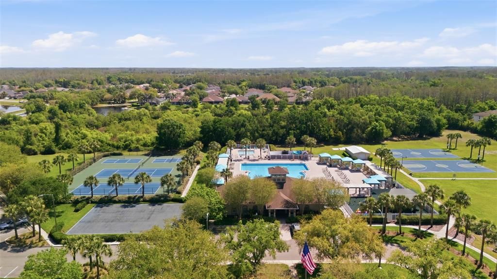 На продажу: $335,000 (2 спален, 2 ванн, 1722 Квадратных фут)