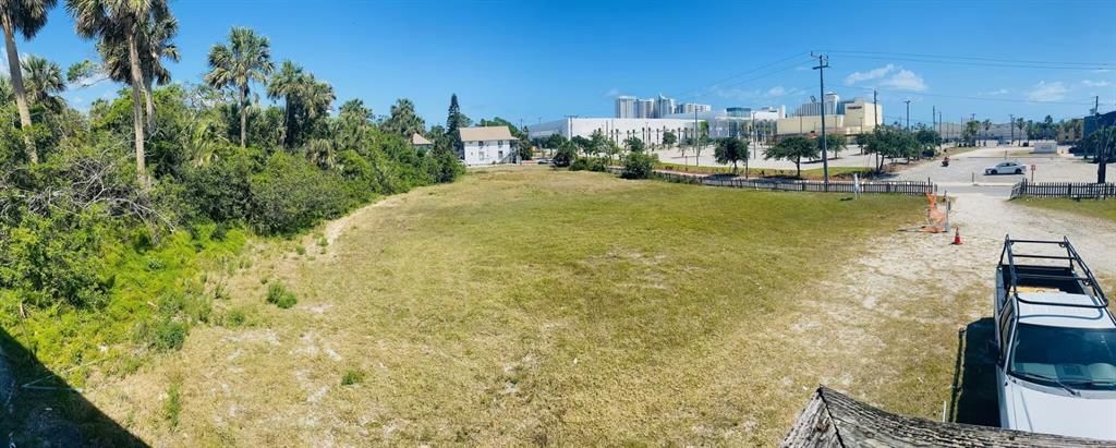 For Sale: $697,000 (0.14 acres)