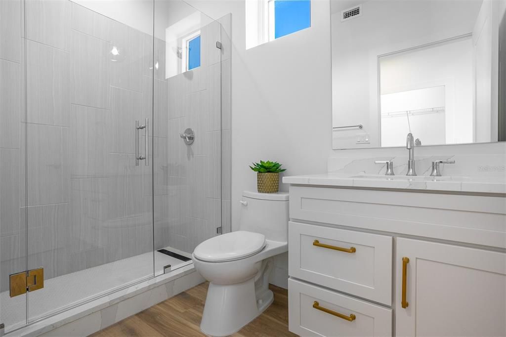 En Venta: $1,930,000 (3 camas, 3 baños, 3323 Pies cuadrados)