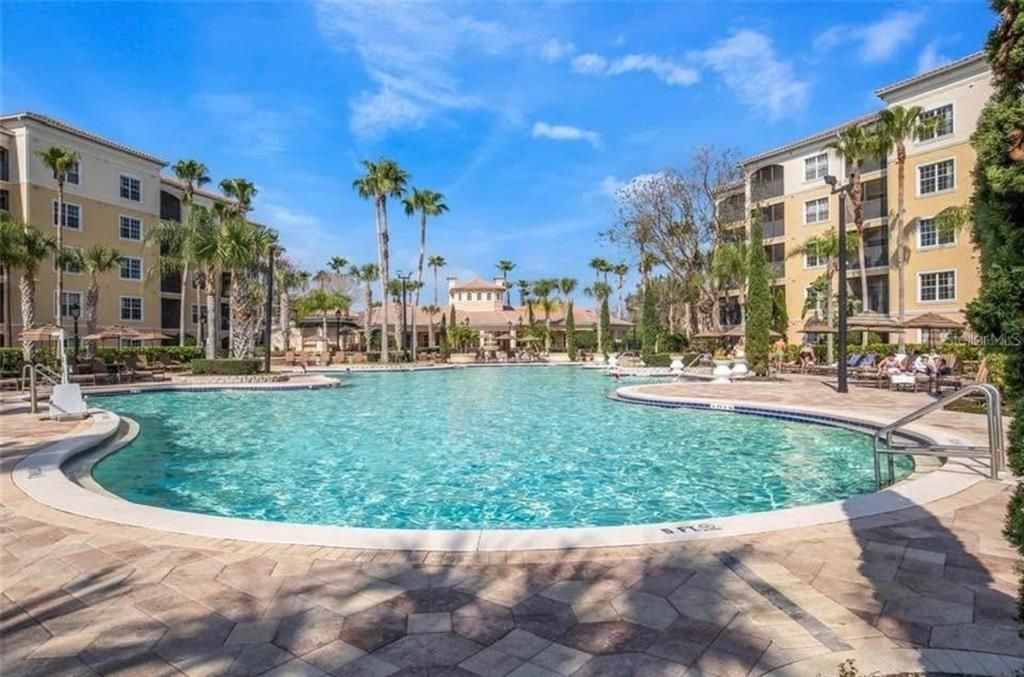 Active With Contract: $264,990 (2 beds, 2 baths, 1178 Square Feet)