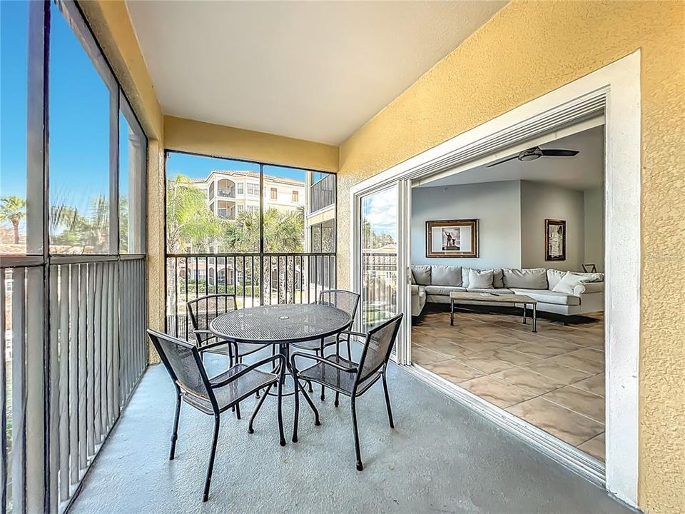 Active With Contract: $264,990 (2 beds, 2 baths, 1178 Square Feet)