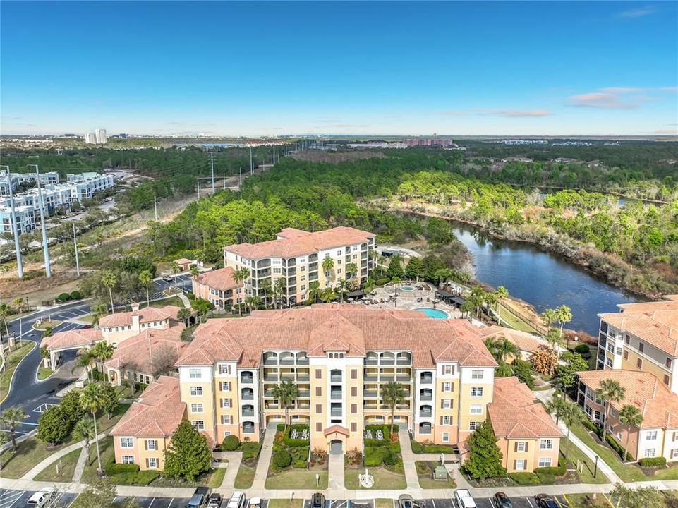 Active With Contract: $264,990 (2 beds, 2 baths, 1178 Square Feet)