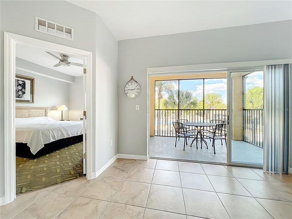 Active With Contract: $264,990 (2 beds, 2 baths, 1178 Square Feet)