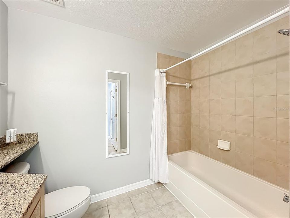 Active With Contract: $264,990 (2 beds, 2 baths, 1178 Square Feet)