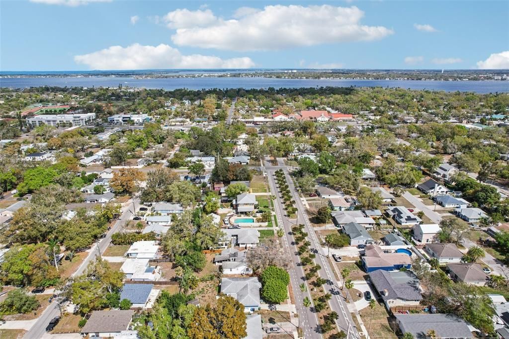 Active With Contract: $169,900 (3 beds, 1 baths, 1390 Square Feet)