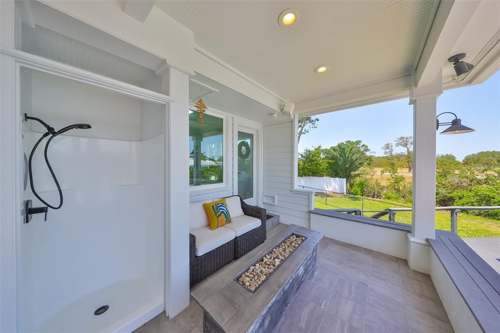 For Sale: $1,999,999 (4 beds, 3 baths, 3398 Square Feet)