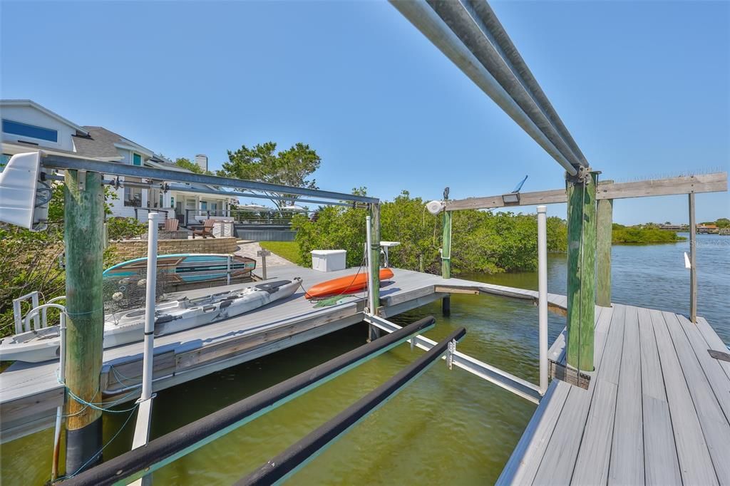 For Sale: $1,999,999 (4 beds, 3 baths, 3398 Square Feet)