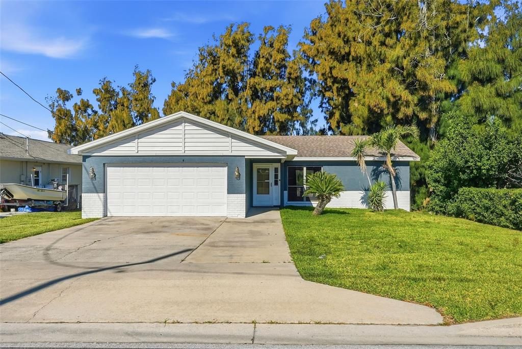 For Sale: $465,000 (3 beds, 2 baths, 1766 Square Feet)