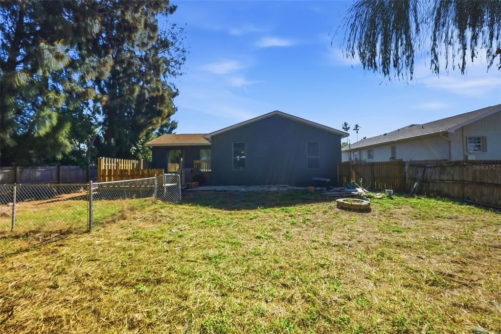 For Sale: $465,000 (3 beds, 2 baths, 1766 Square Feet)