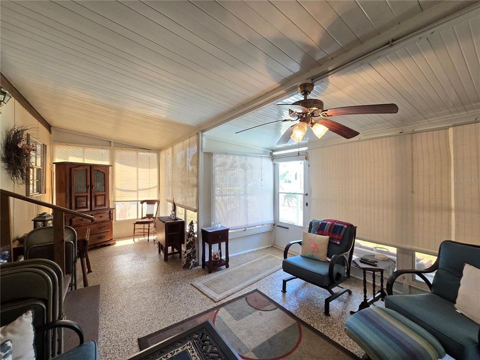 待售: $149,900 (3 贝兹, 1 浴室, 564 平方英尺)