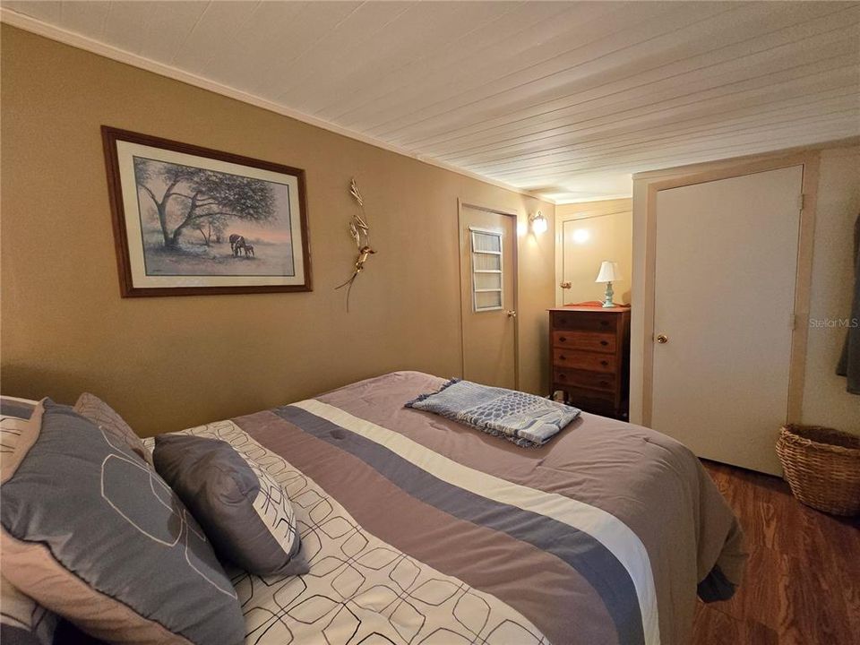 待售: $149,900 (3 贝兹, 1 浴室, 564 平方英尺)