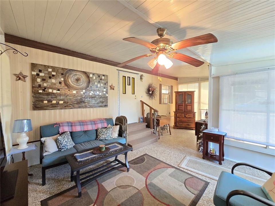 待售: $149,900 (3 贝兹, 1 浴室, 564 平方英尺)