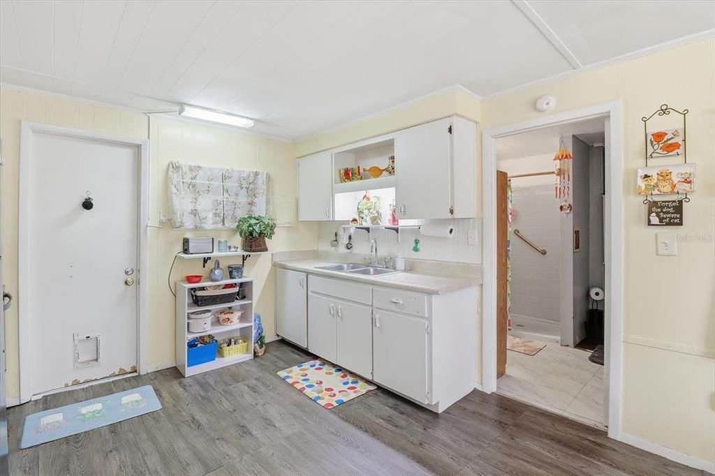 En Venta: $139,900 (2 camas, 1 baños, 966 Pies cuadrados)