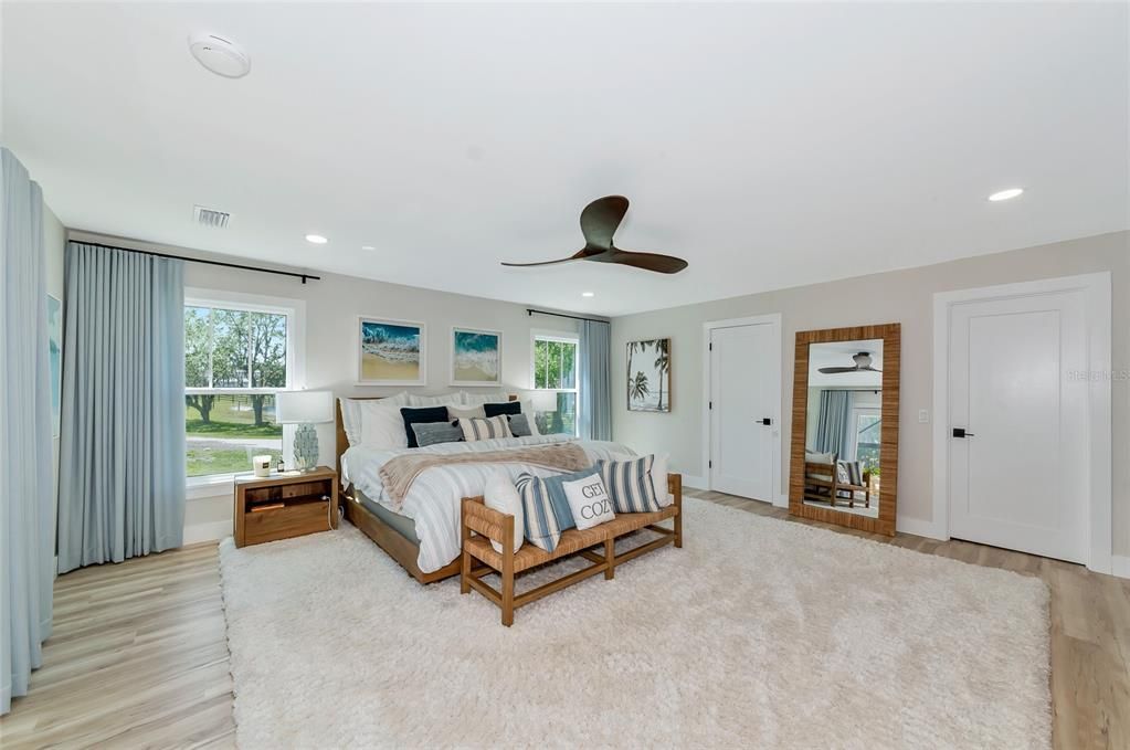For Sale: $1,799,999 (4 beds, 3 baths, 3800 Square Feet)