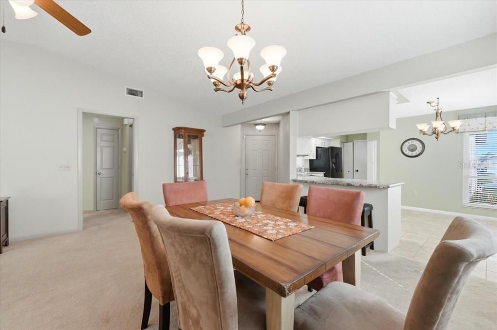 Active With Contract: $249,000 (2 beds, 2 baths, 1526 Square Feet)